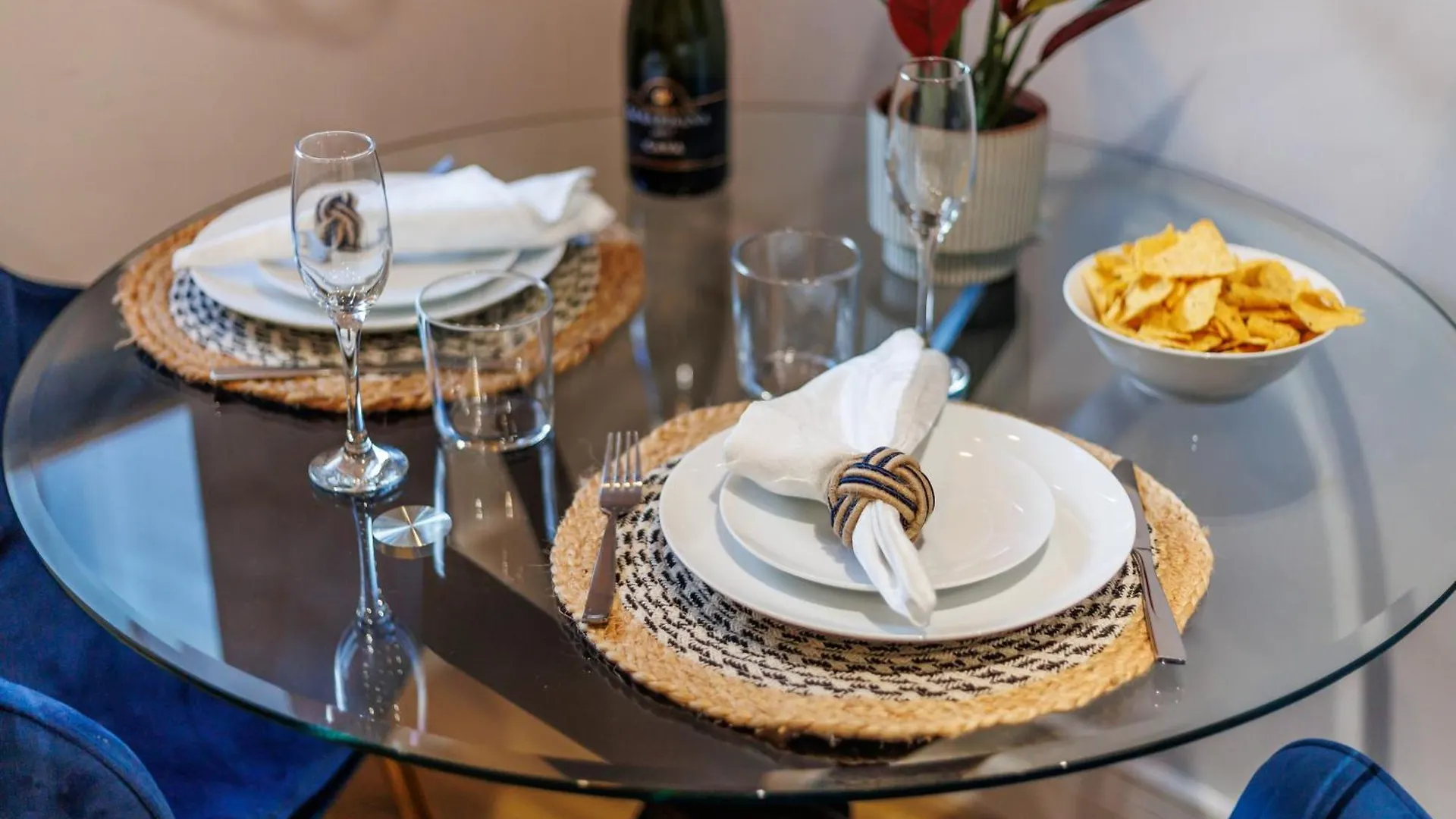 Sea Breeze - Coast Apartment Bournemouth
