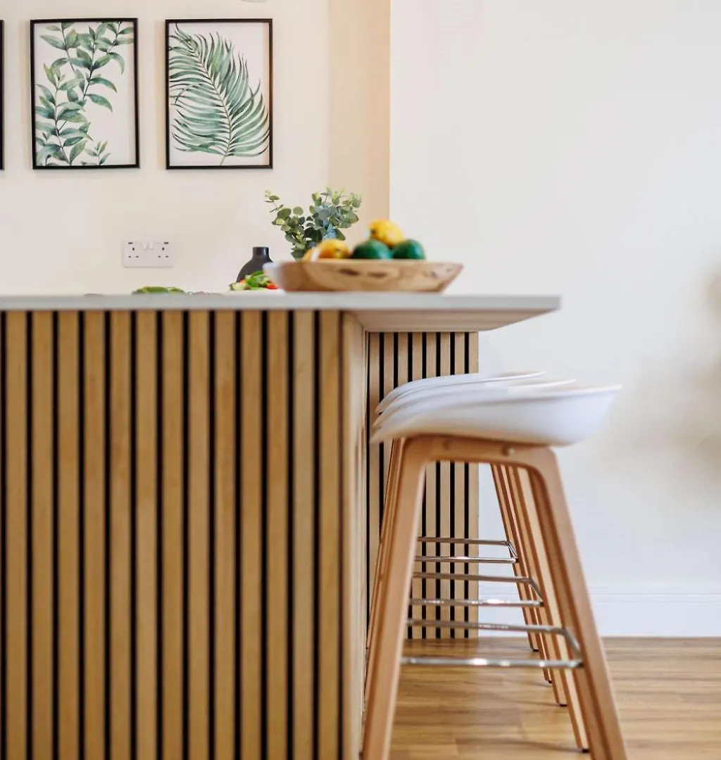 Sea Breeze - Coast Apartment Bournemouth