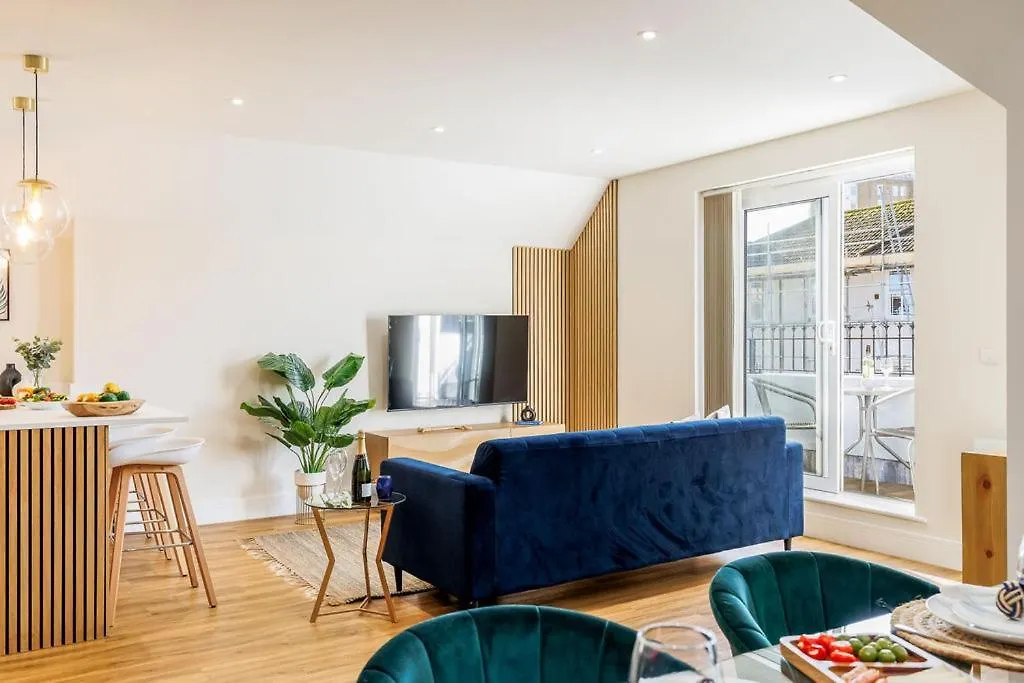 Sea Breeze - Coast Apartment Bournemouth