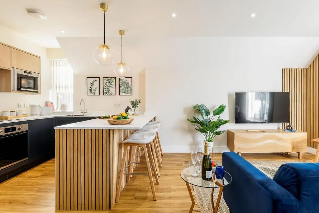 Sea Breeze - Coast Apartment Bournemouth United Kingdom