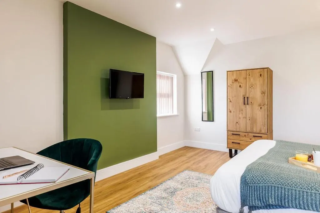 Sea Breeze - Coast Apartment Bournemouth