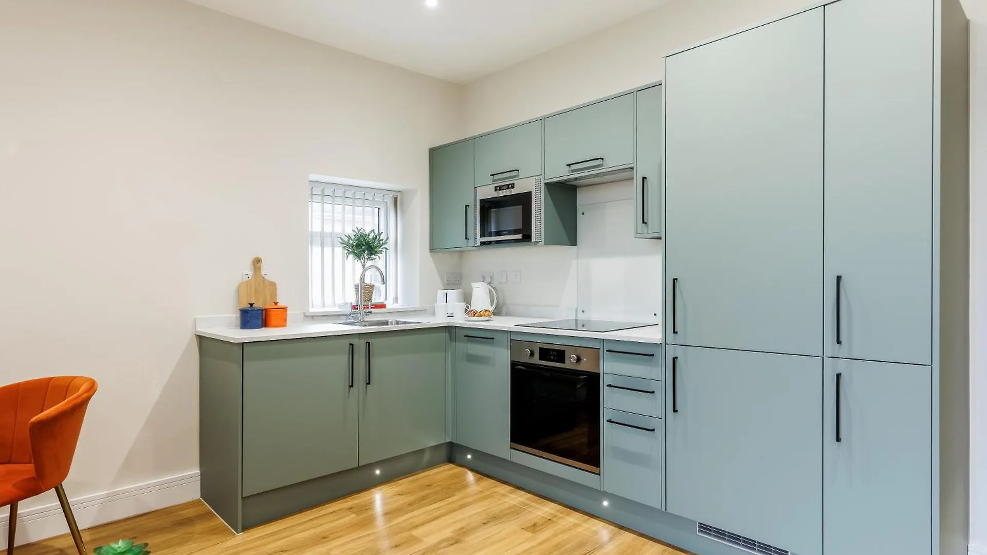 Sea Breeze - Coast Apartment Bournemouth