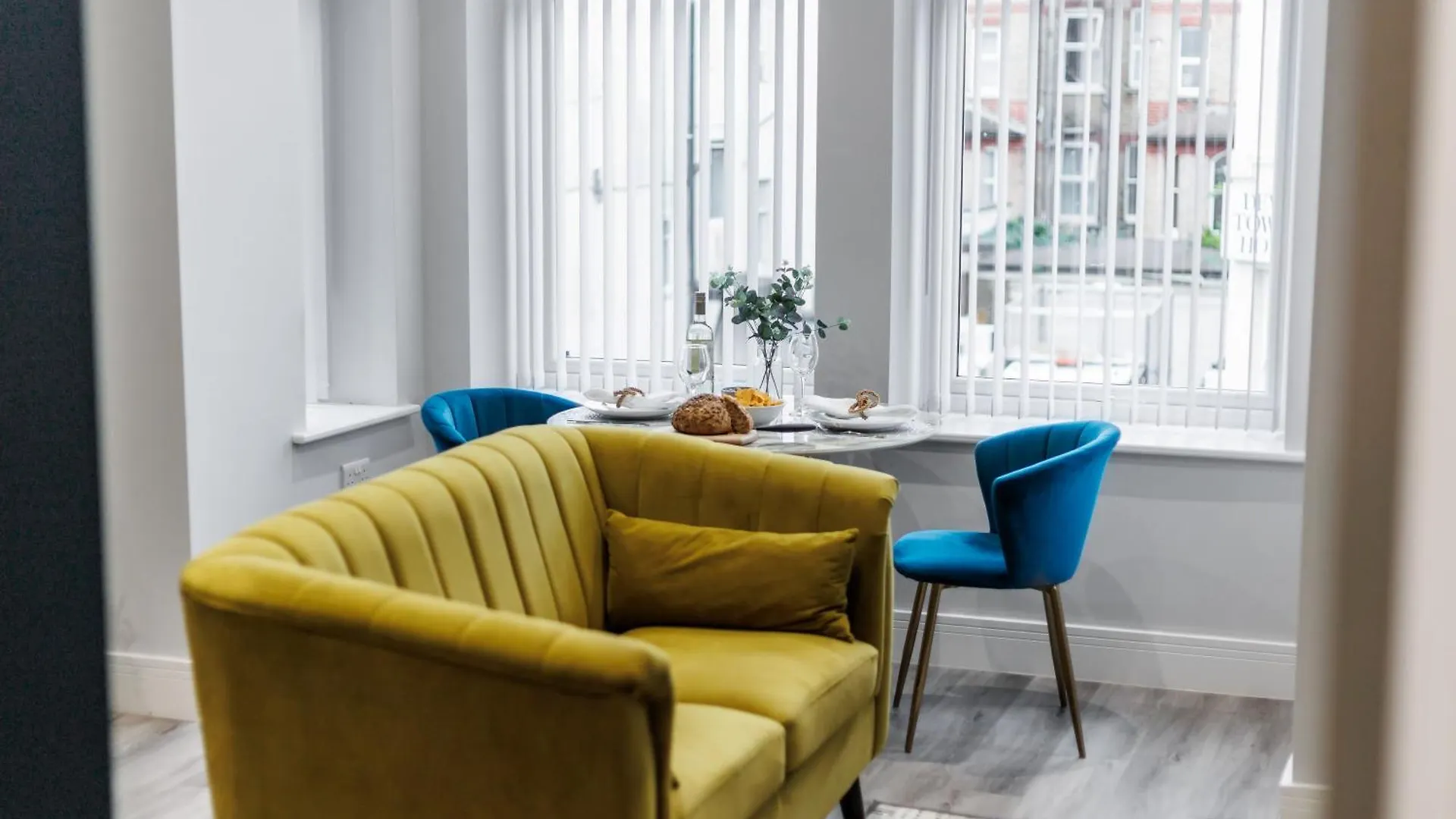 Sea Breeze - Coast Apartment Bournemouth