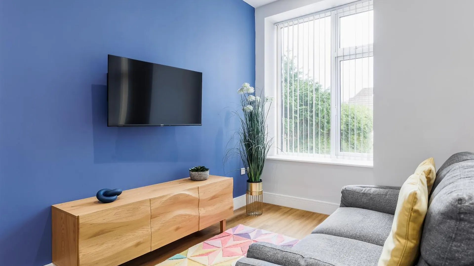 Sea Breeze - Coast Apartment Bournemouth