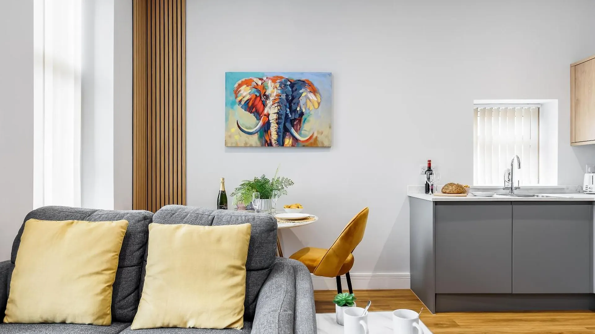 Sea Breeze - Coast Apartment Bournemouth