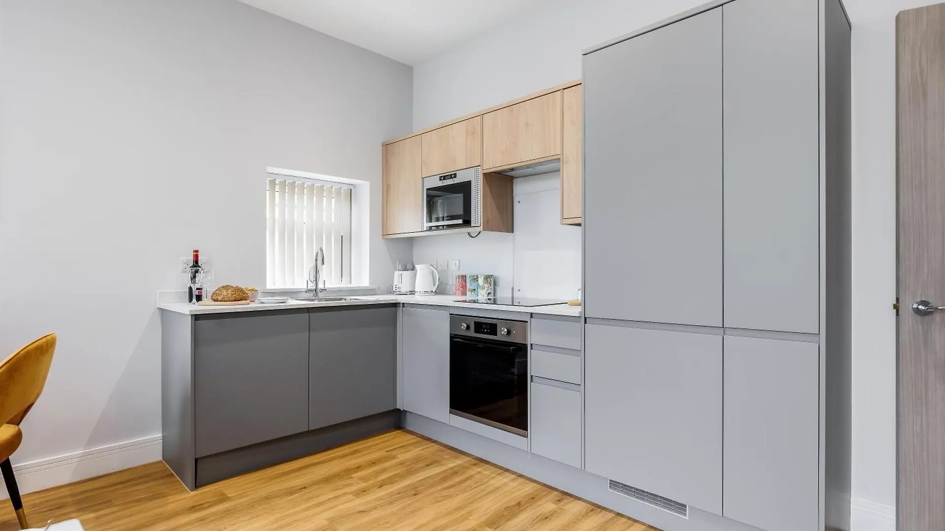 Sea Breeze - Coast Apartment Bournemouth