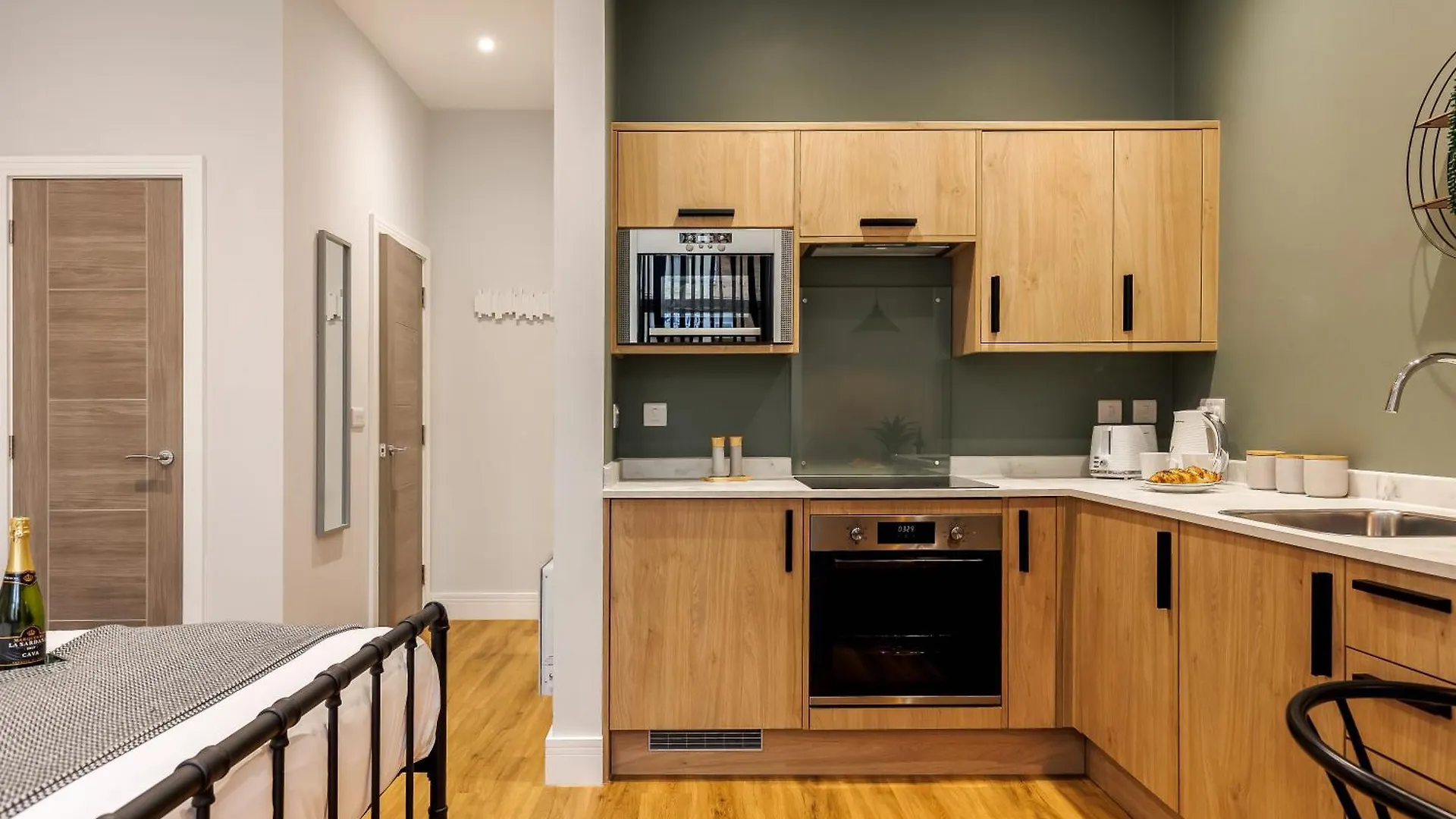 Sea Breeze - Coast Apartment Bournemouth 0*,  United Kingdom